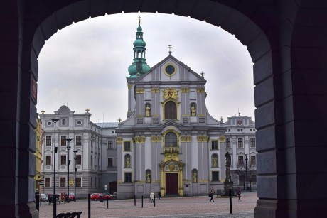 Dolní náměstí - kostel Svatého Vojtěchan