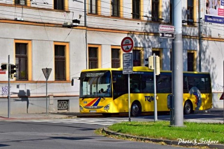 Komenského ulice - pohled od ulice Praskoca