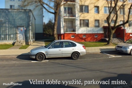  V autoškole se už neučí parkovat?