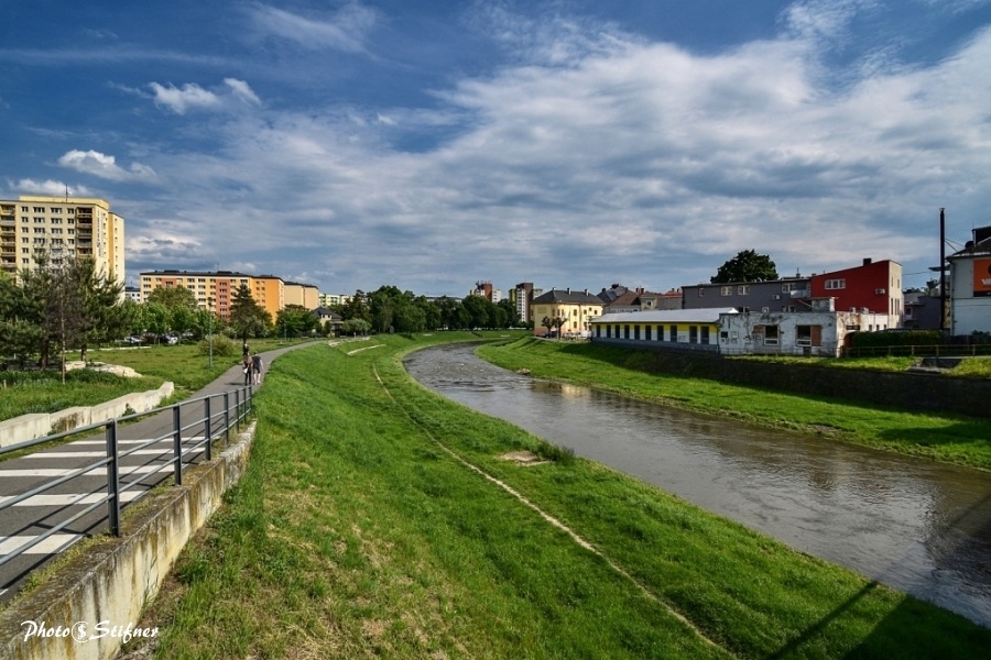 49.9454128N, 17.9043489E Hozovo nábřeží